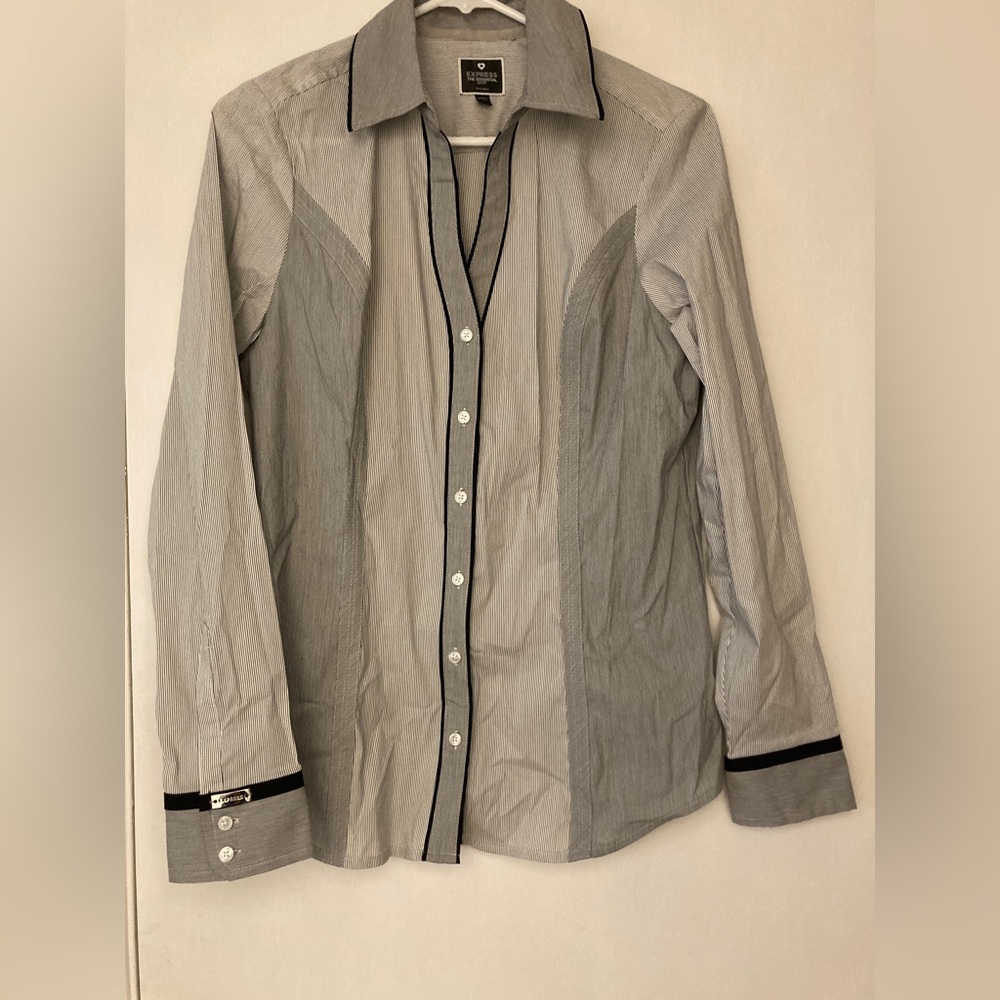 2 express button down women’s blouses